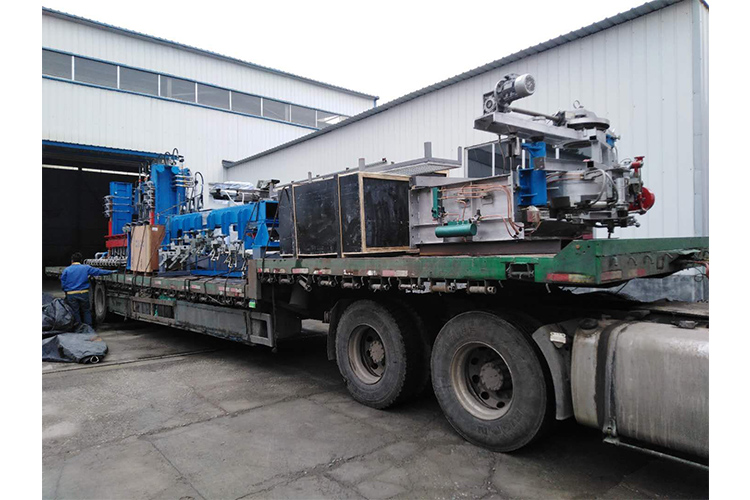 行列機(jī)，供料機(jī)發(fā)貨